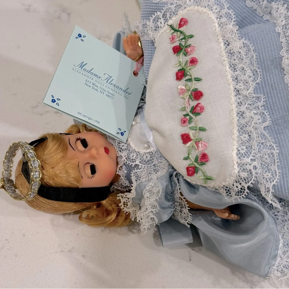 Enchantments by Rhonda Madame Alexander Alice in Wonderland 13001